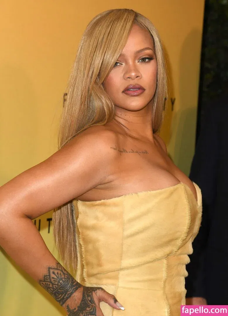 Rihanna Onlyfans Photo Gallery 