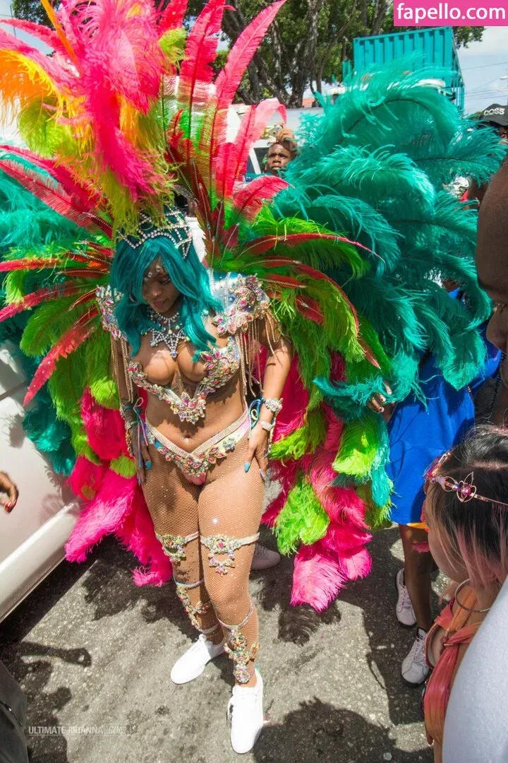 Rihanna Onlyfans Photo Gallery 