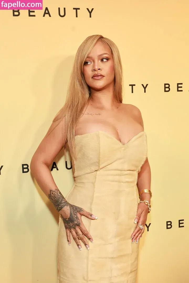 Rihanna Onlyfans Photo Gallery 