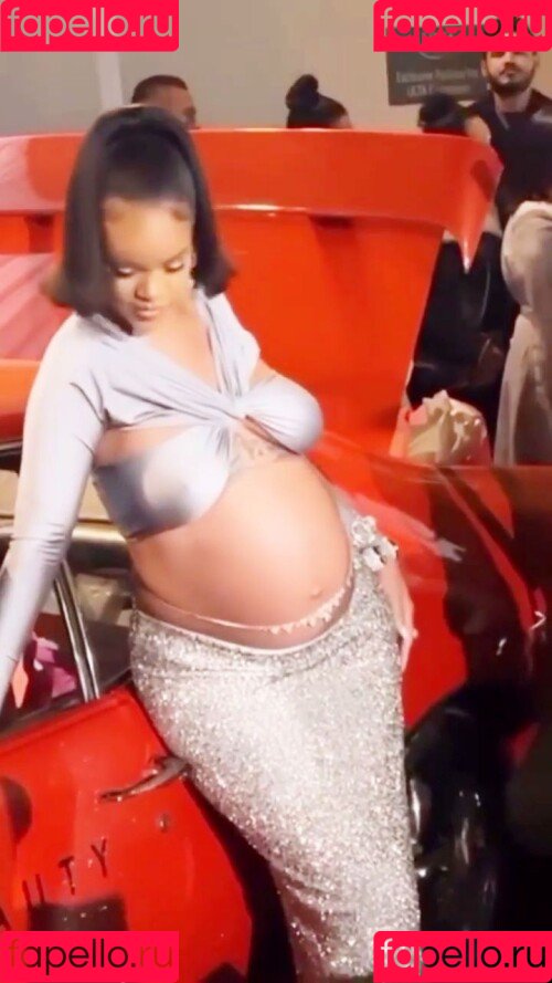 Rihanna Onlyfans Photo Gallery 