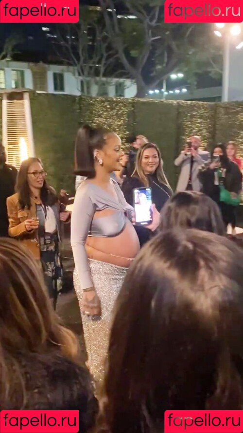 Rihanna Onlyfans Photo Gallery 