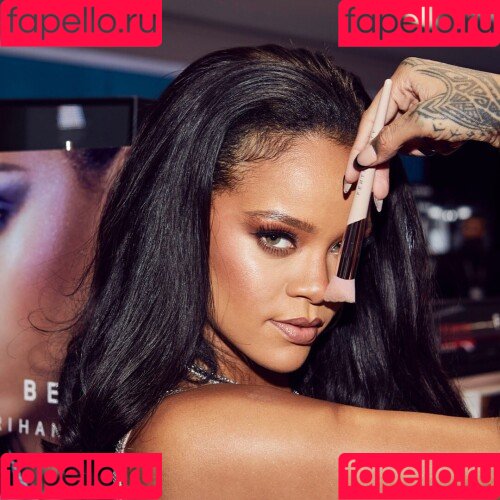 Rihanna Onlyfans Photo Gallery 