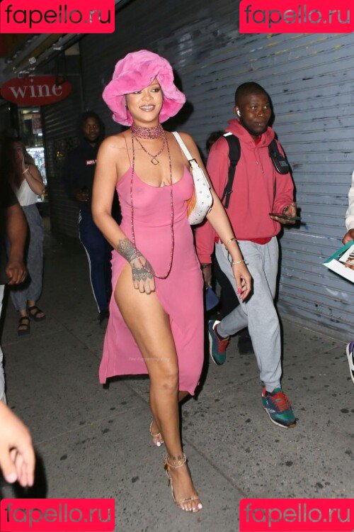 Rihanna Onlyfans Photo Gallery 