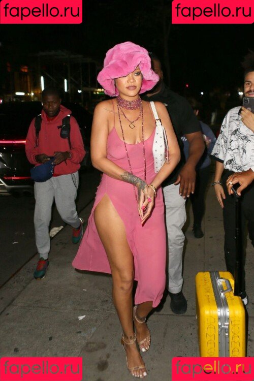 Rihanna Onlyfans Photo Gallery 