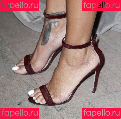 Rihanna Onlyfans Photo Gallery 