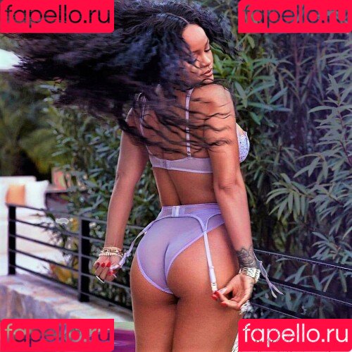Rihanna Onlyfans Photo Gallery 
