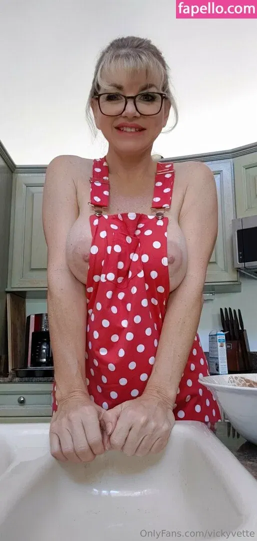 vickyvette Onlyfans Photo Gallery 