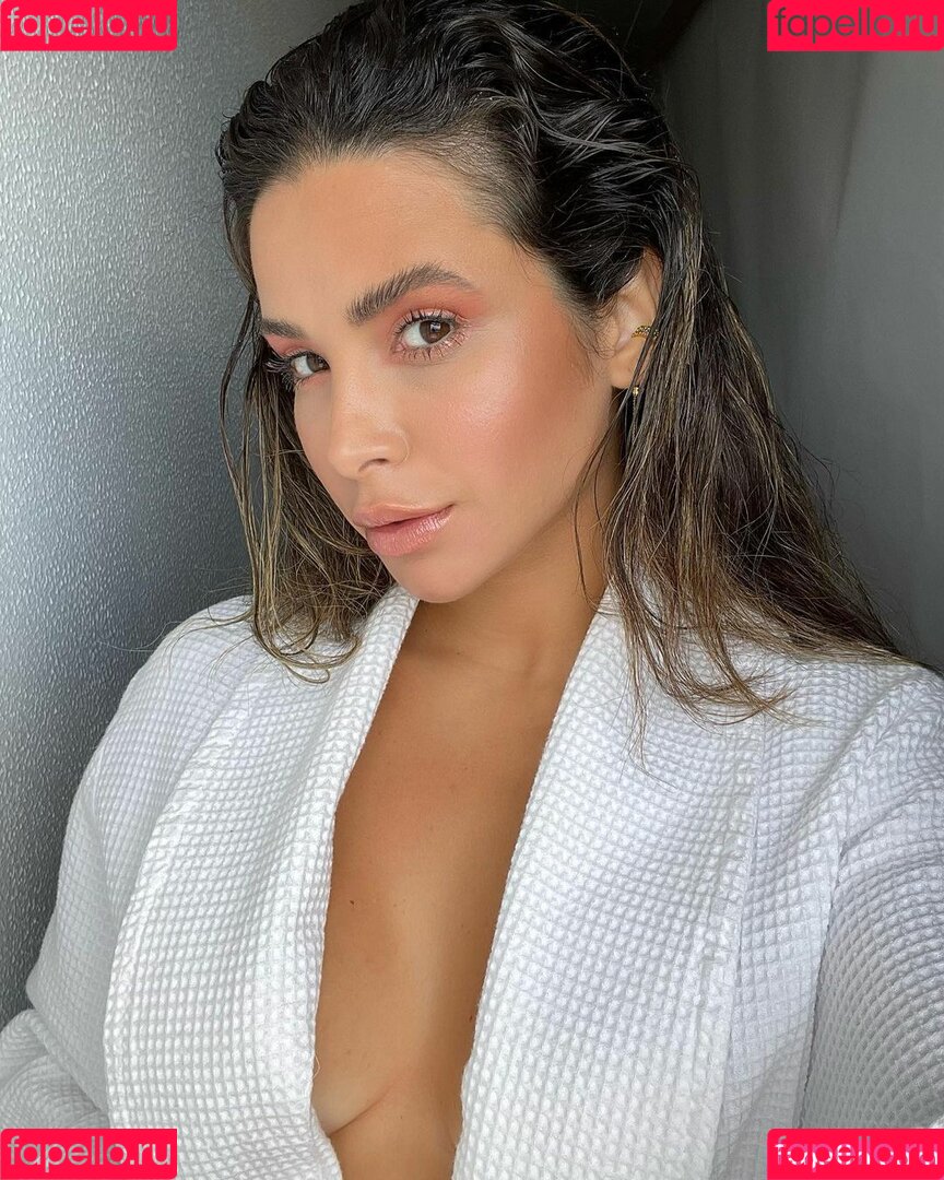 Bruna Gomes Onlyfans Photo Gallery 