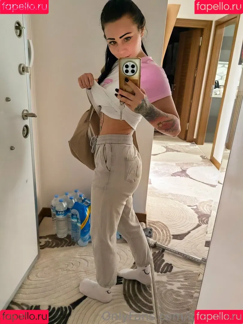 lola_pixel Onlyfans Photo Gallery 
