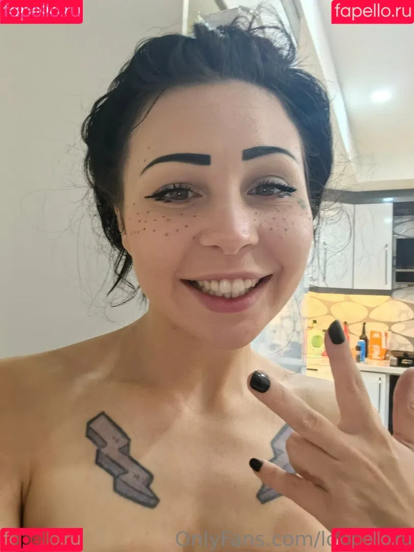 lola_pixel Onlyfans Photo Gallery 