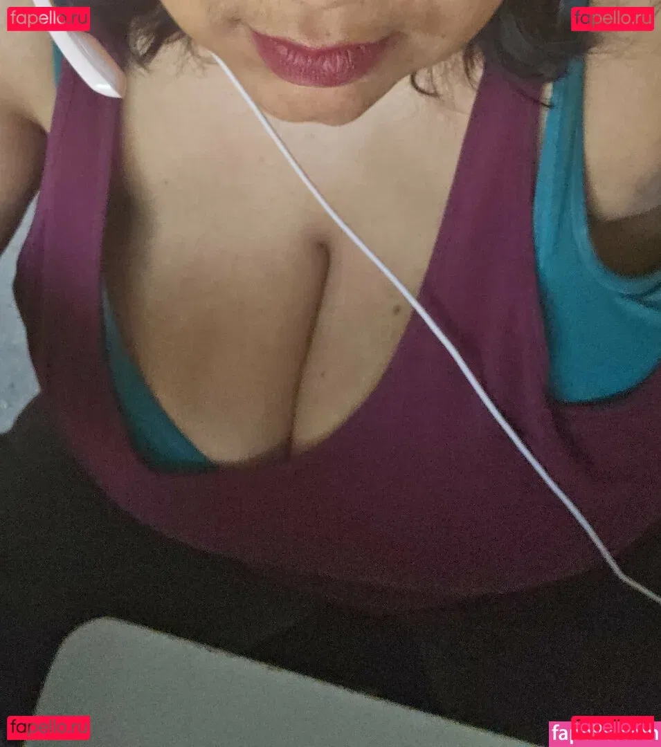 boredcougarhousewife Onlyfans Photo Gallery 