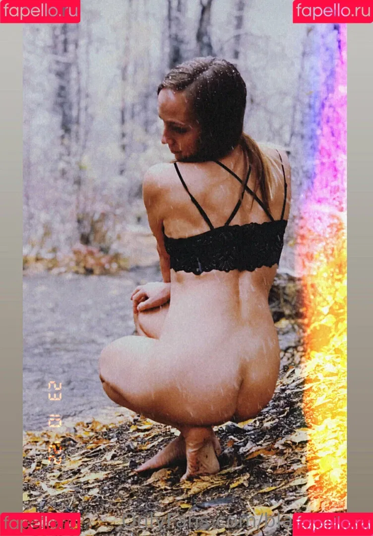 blairhollow Onlyfans Photo Gallery 