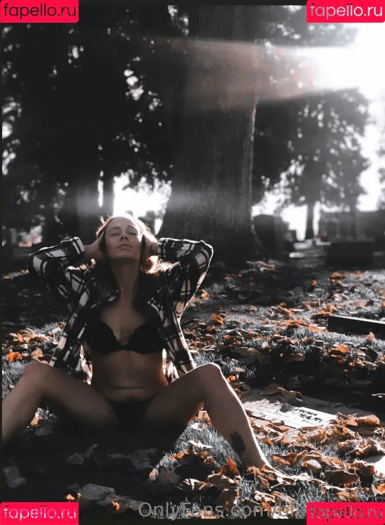 blairhollow Onlyfans Photo Gallery 
