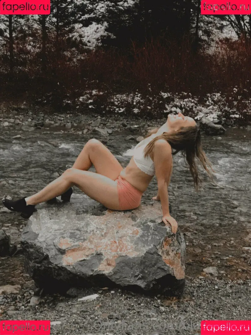 blairhollow Onlyfans Photo Gallery 