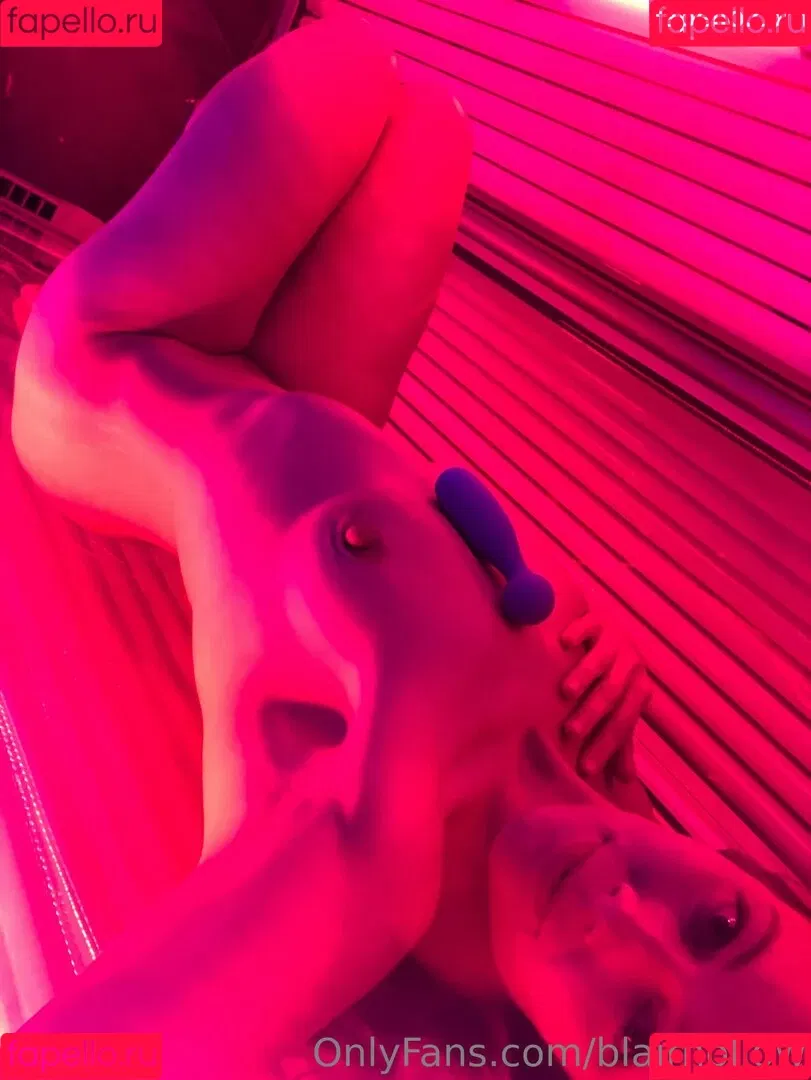 blairhollow Onlyfans Photo Gallery 