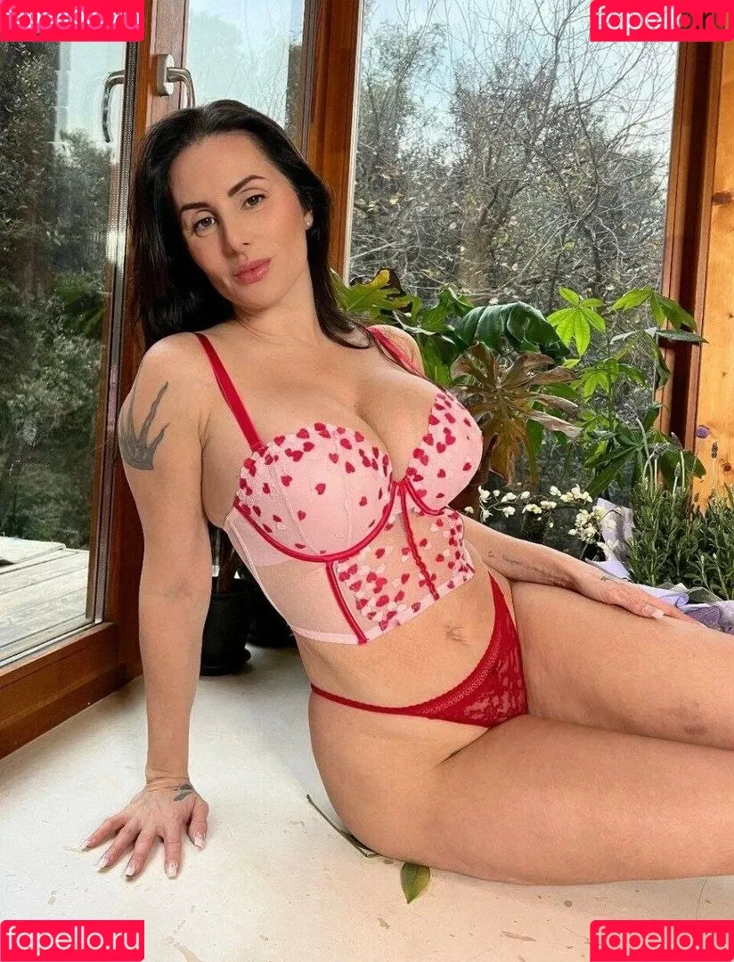 La Mala Rodriguez Onlyfans Photo Gallery 