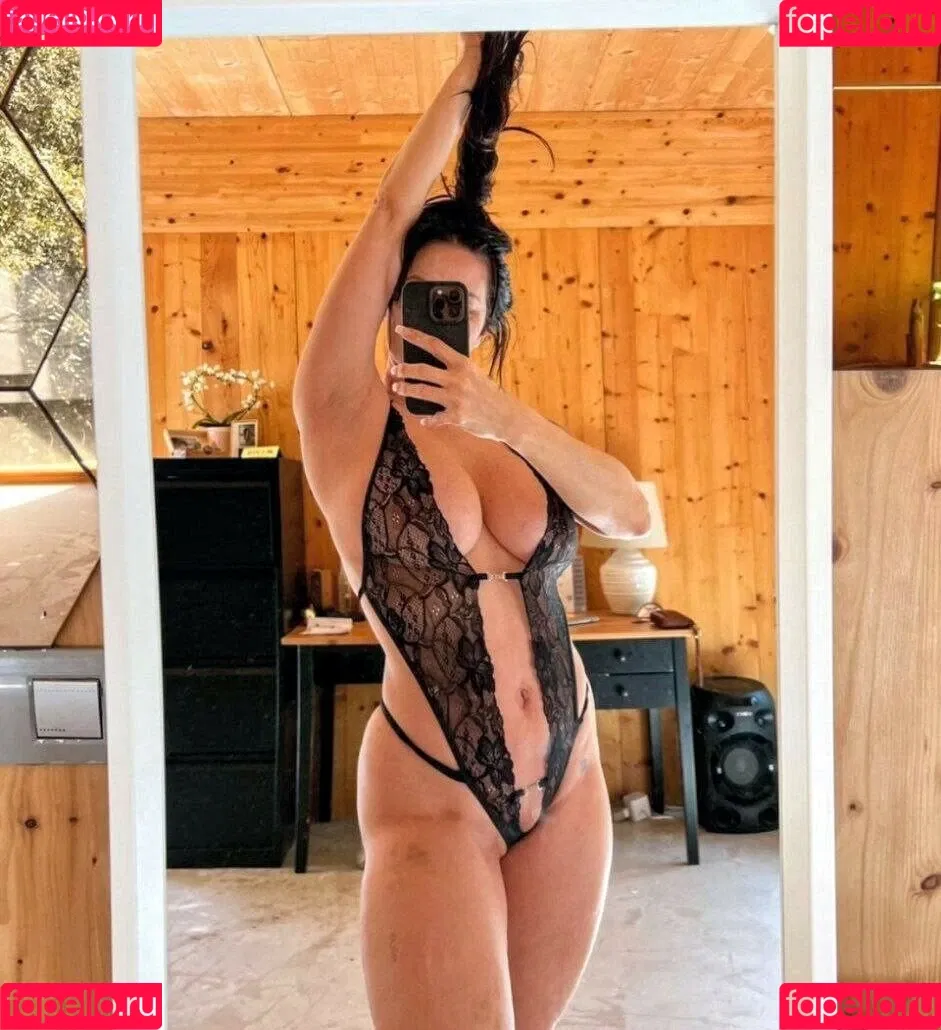 La Mala Rodriguez Onlyfans Photo Gallery 
