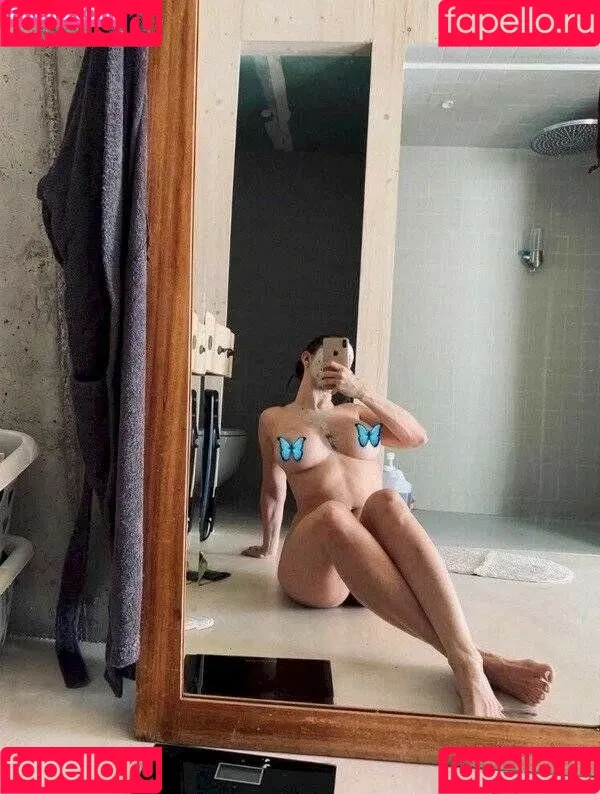 La Mala Rodriguez Onlyfans Photo Gallery 