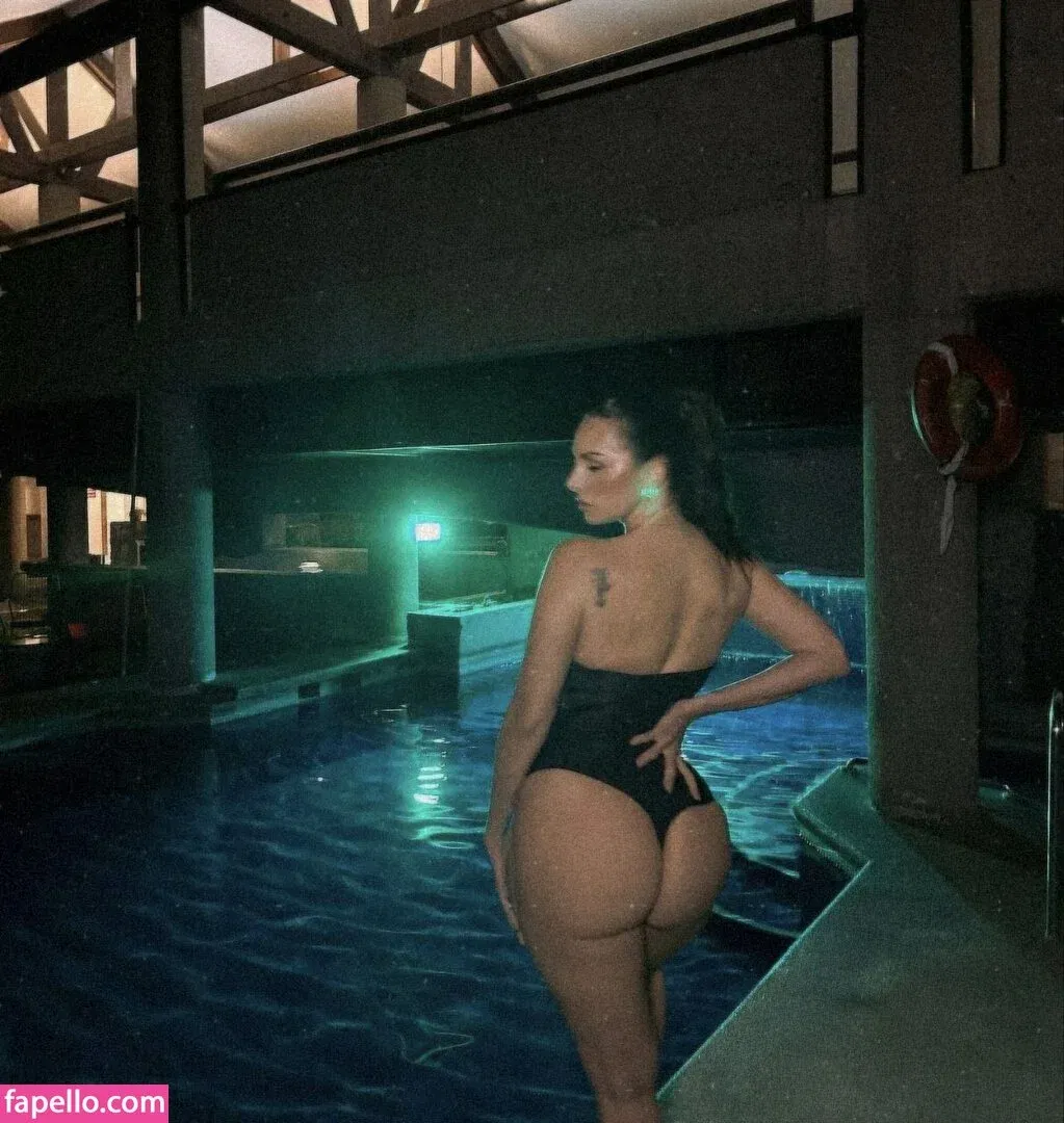 La Mala Rodriguez Onlyfans Photo Gallery 