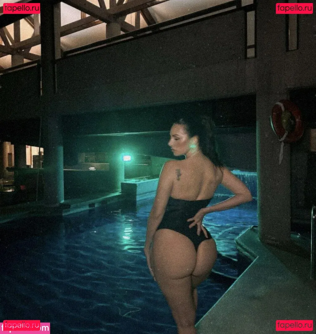 La Mala Rodriguez Onlyfans Photo Gallery 