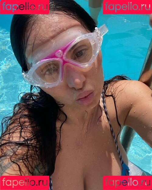 La Mala Rodriguez Onlyfans Photo Gallery 
