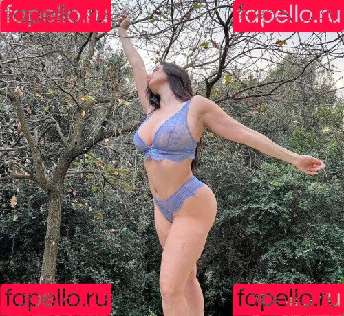 La Mala Rodriguez Onlyfans Photo Gallery 