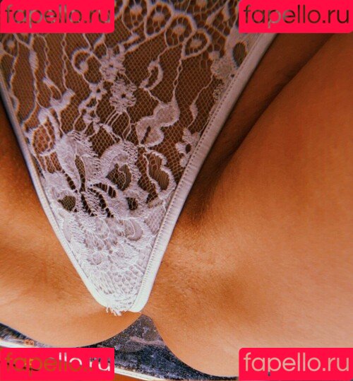 La Mala Rodriguez Onlyfans Photo Gallery 