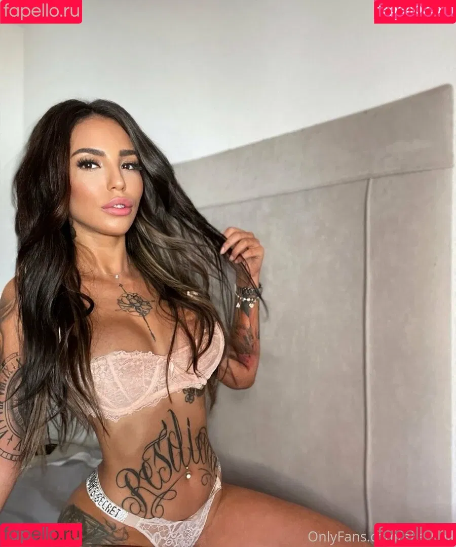 ameliereve7 Onlyfans Photo Gallery 