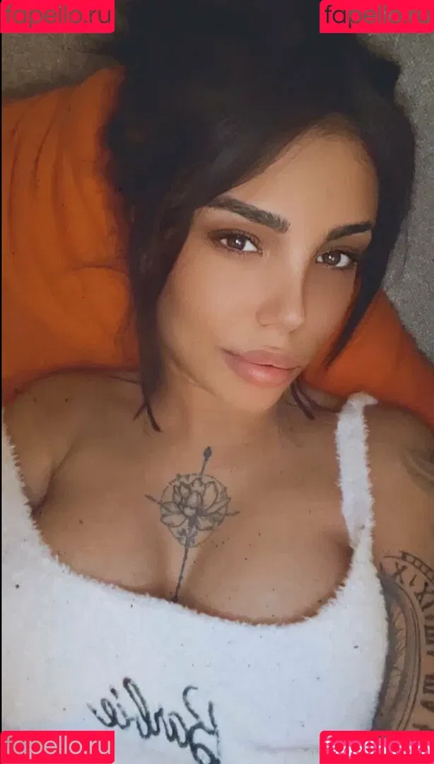 ameliereve7 Onlyfans Photo Gallery 
