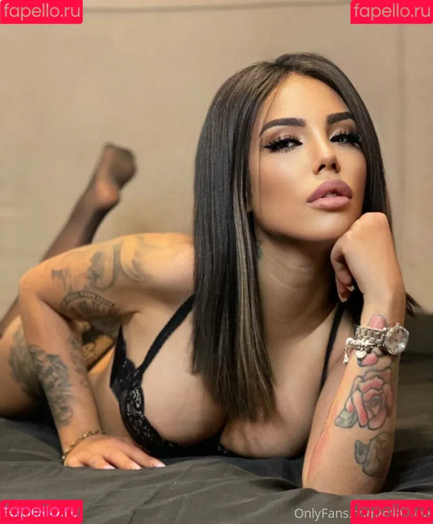 ameliereve7 Onlyfans Photo Gallery 