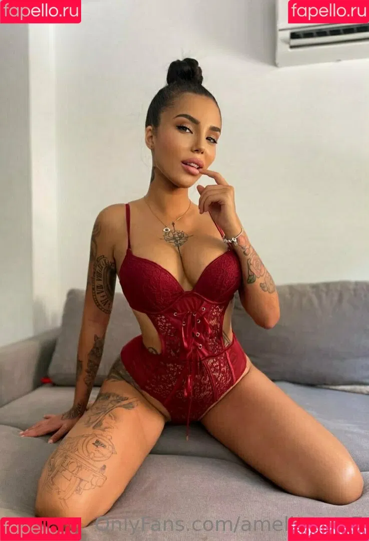 ameliereve7 Onlyfans Photo Gallery 