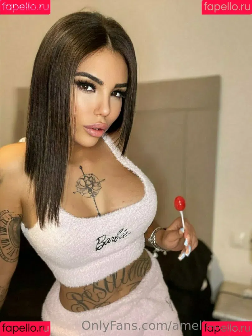 ameliereve7 Onlyfans Photo Gallery 