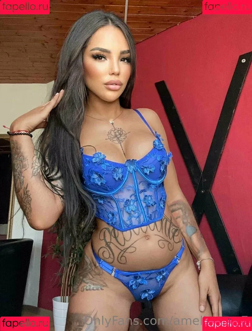 ameliereve7 Onlyfans Photo Gallery 