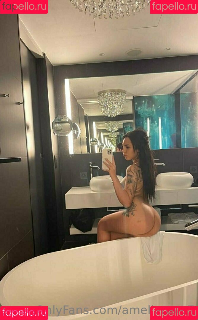 ameliereve7 Onlyfans Photo Gallery 