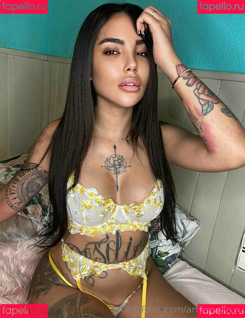 ameliereve7 Onlyfans Photo Gallery 