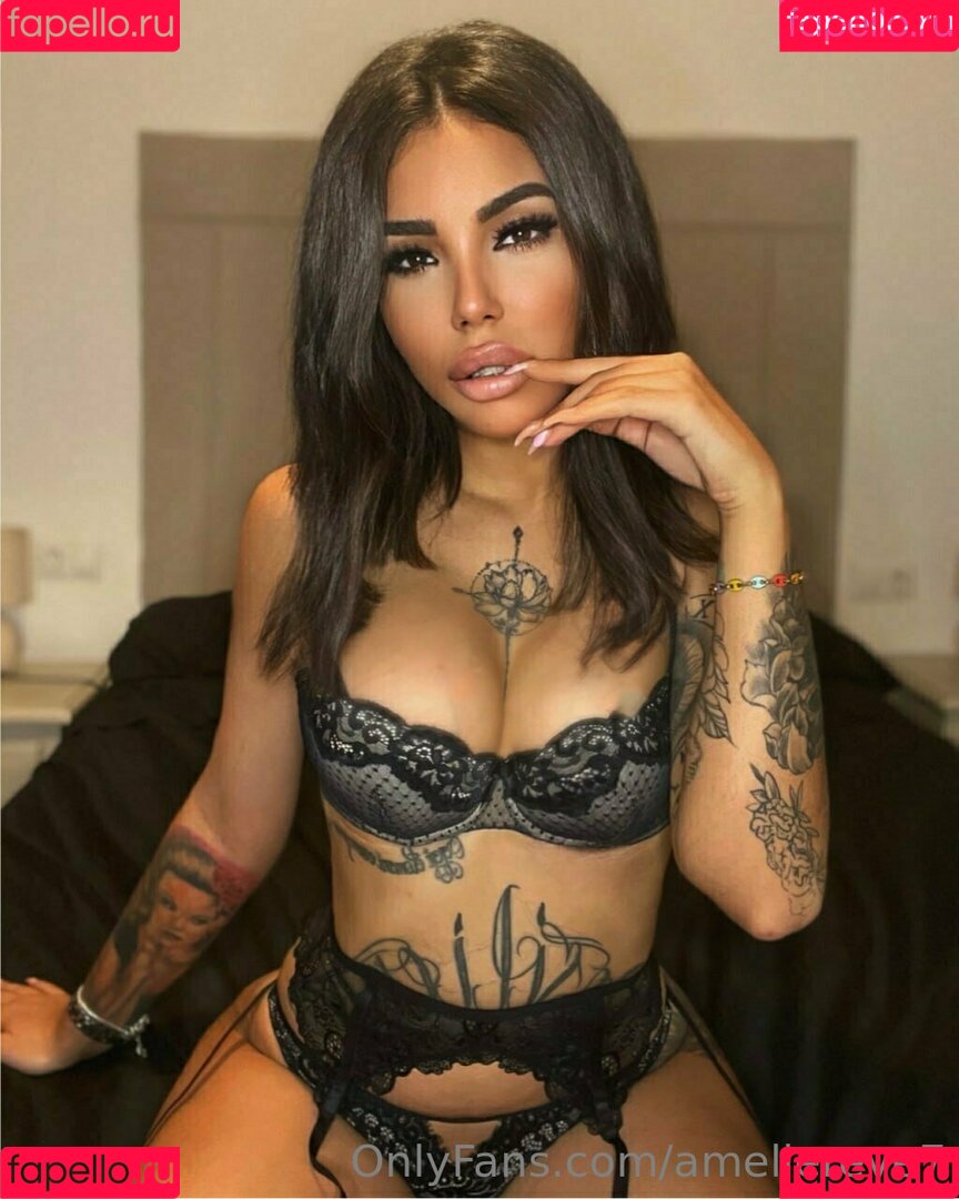 ameliereve7 Onlyfans Photo Gallery 