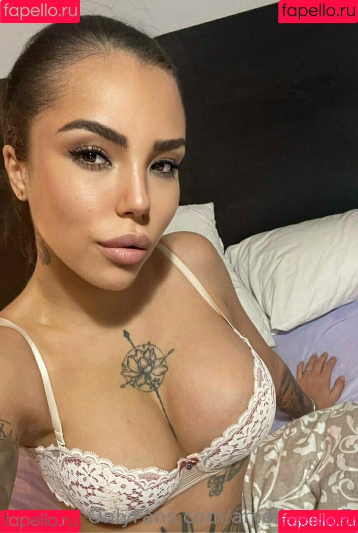 ameliereve7 Onlyfans Photo Gallery 