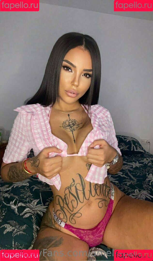 ameliereve7 Onlyfans Photo Gallery 