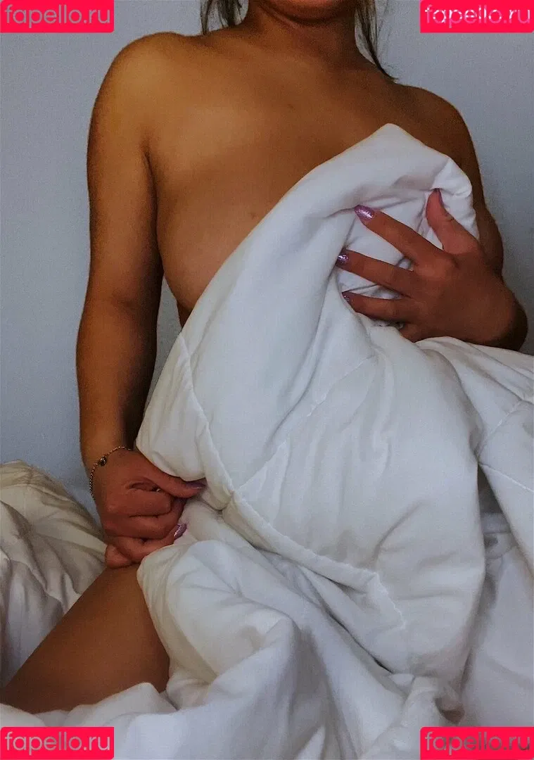 linawang26 Onlyfans Photo Gallery 