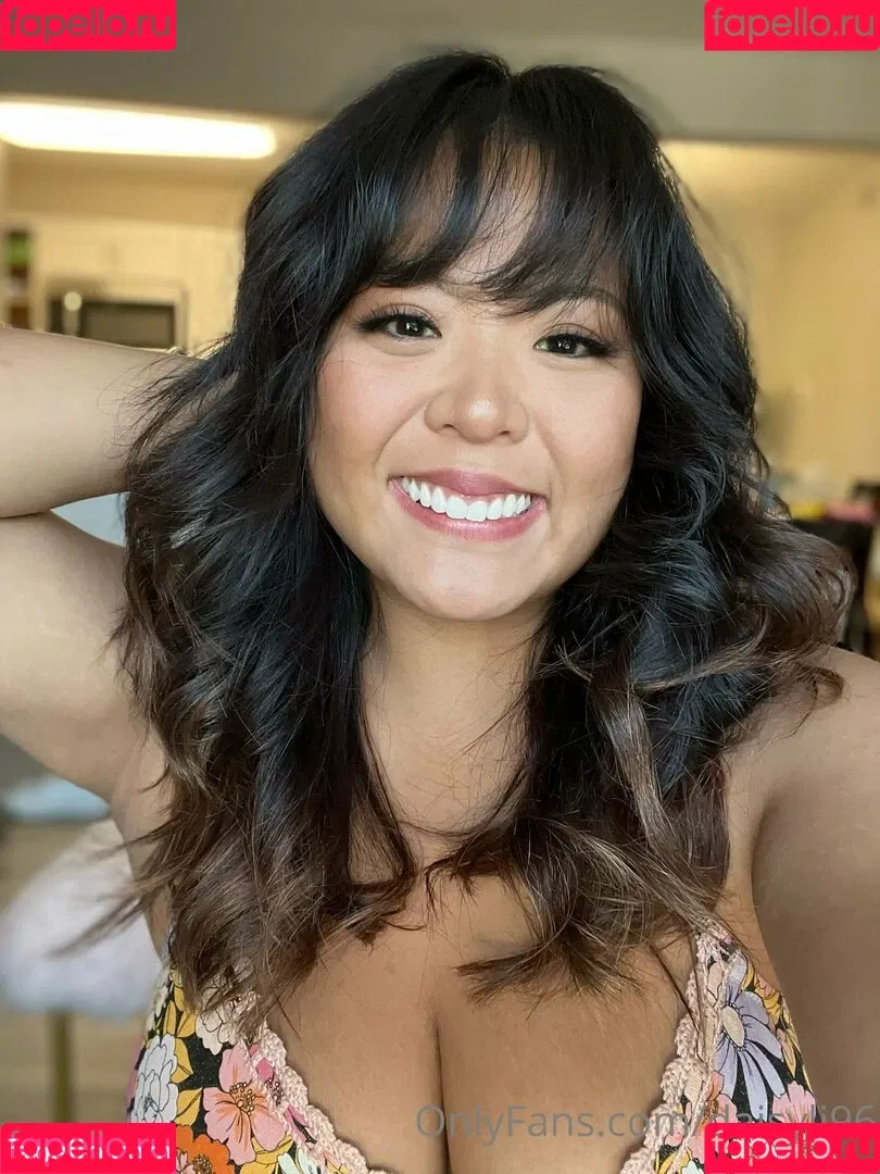 linawang26 Onlyfans Photo Gallery 