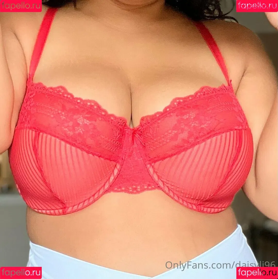 linawang26 Onlyfans Photo Gallery 
