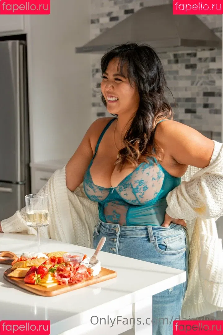 linawang26 Onlyfans Photo Gallery 