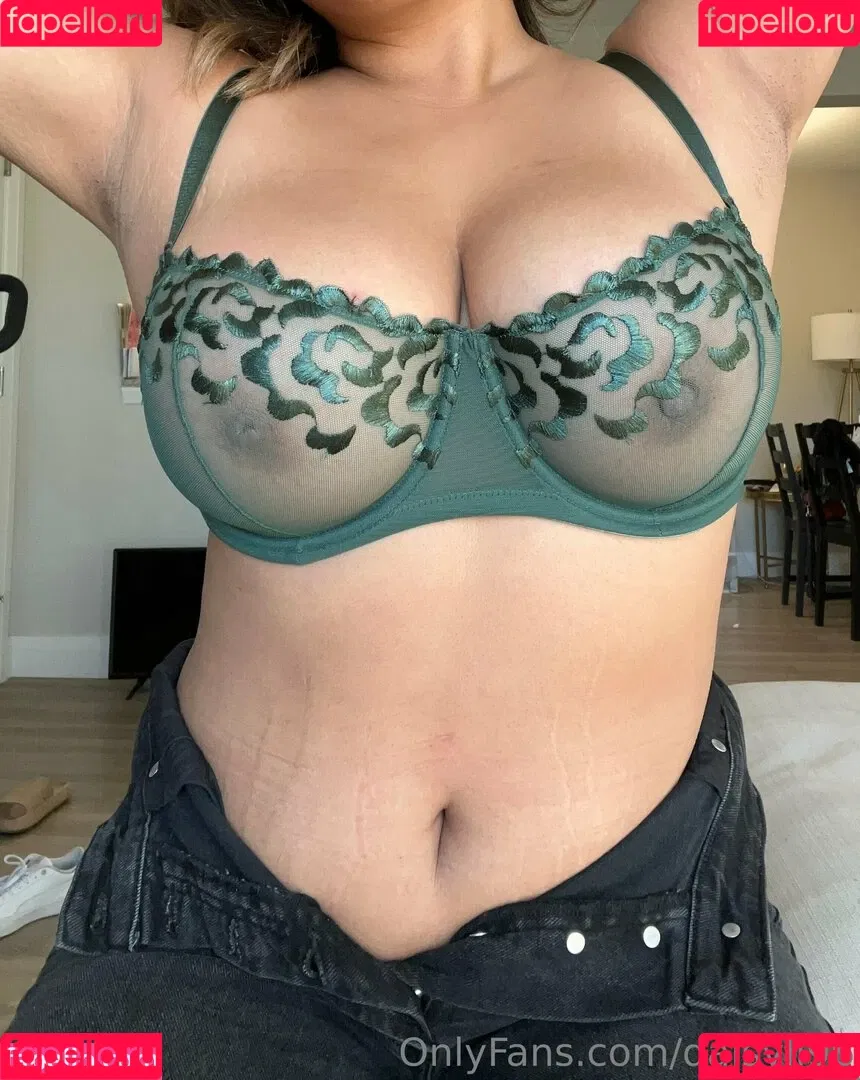 linawang26 Onlyfans Photo Gallery 