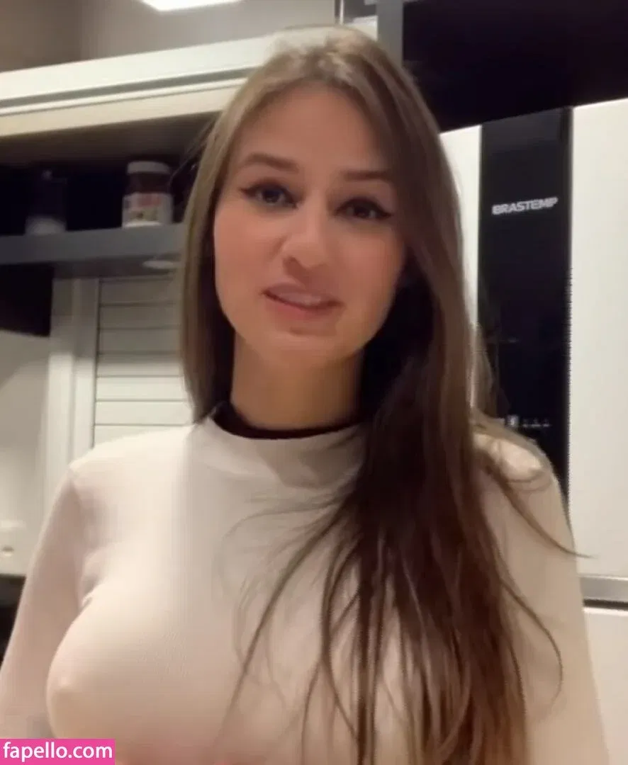 Beatriz Oruê Onlyfans Photo Gallery 