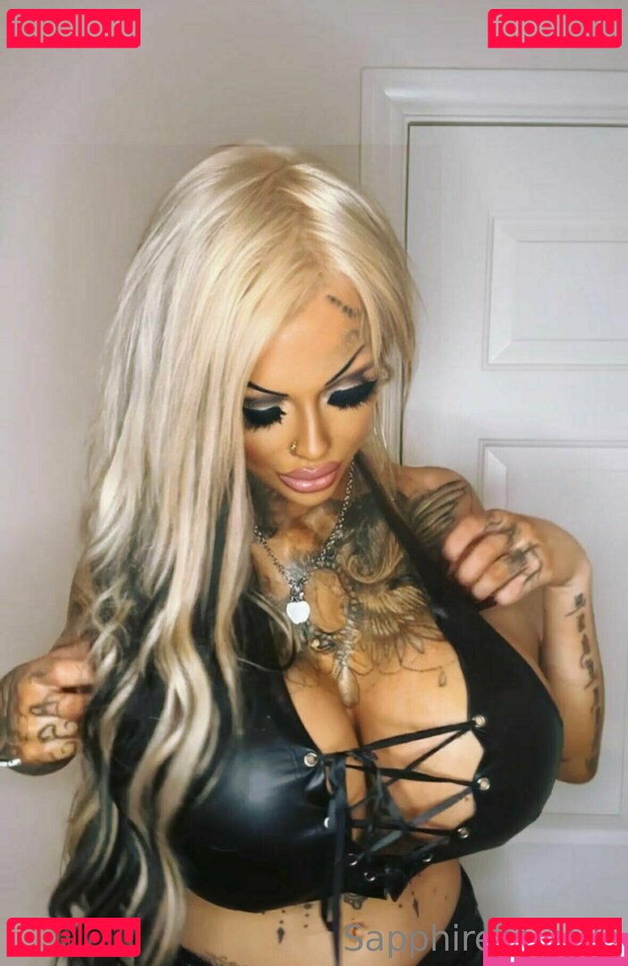 sapphiresaintxo Nude Onlyfans Photo 13