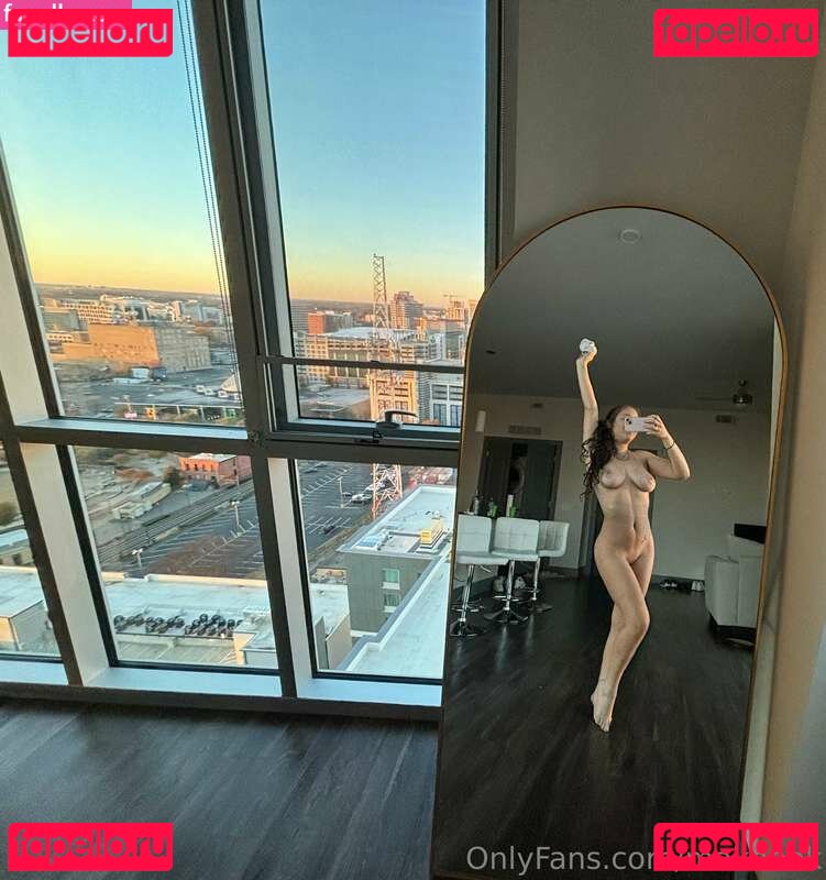makbook Nude Onlyfans Photo 41