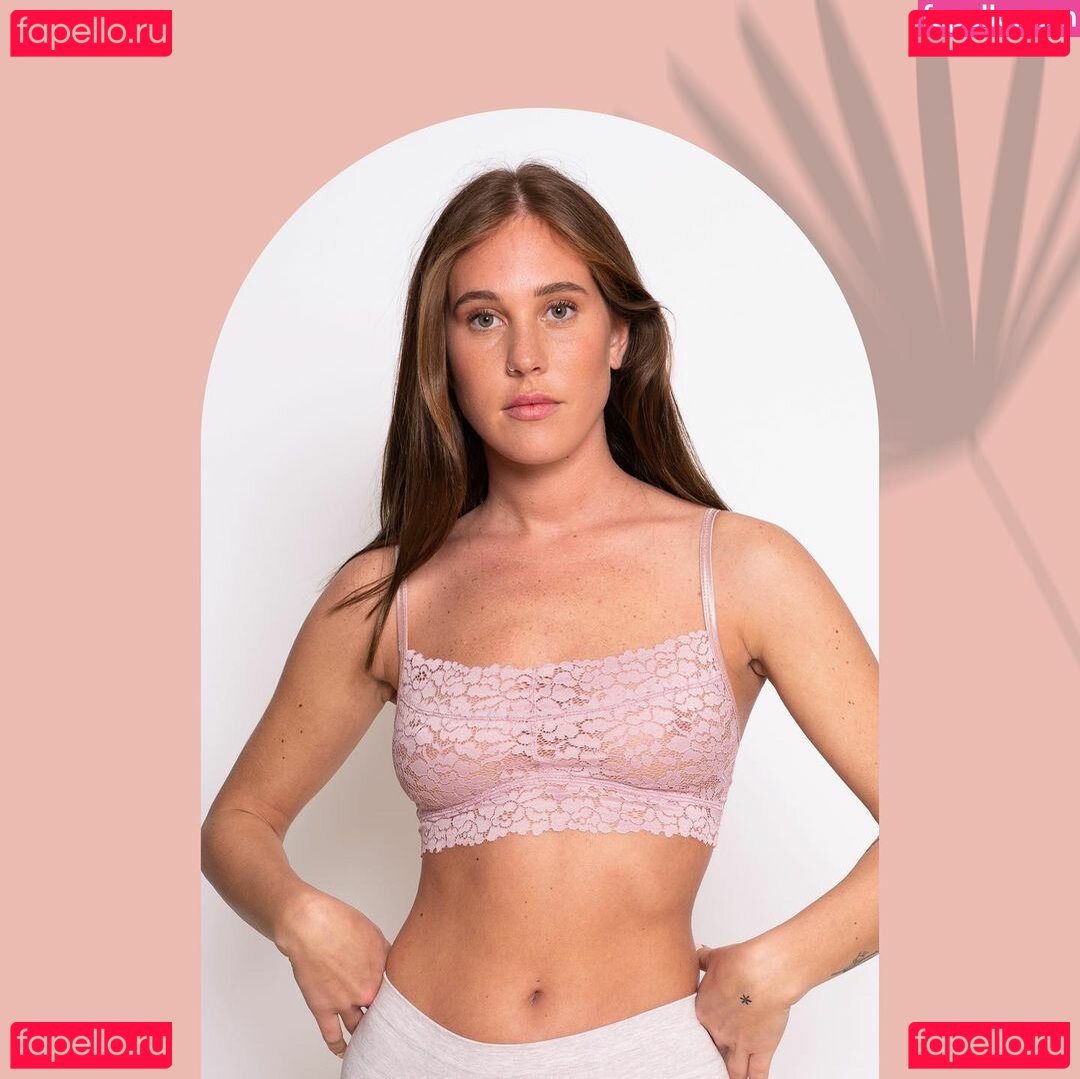 Anna Kourkoulin Nude Onlyfans Photo 22