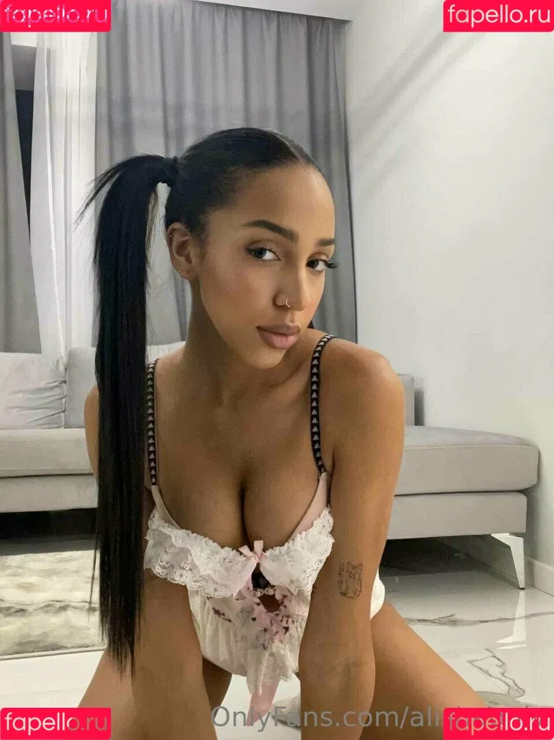 Alisha Kone Onlyfans Photo Gallery 
