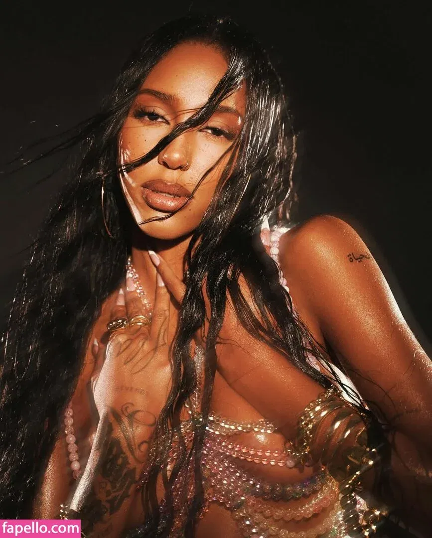 Alisha Kone Onlyfans Photo Gallery 