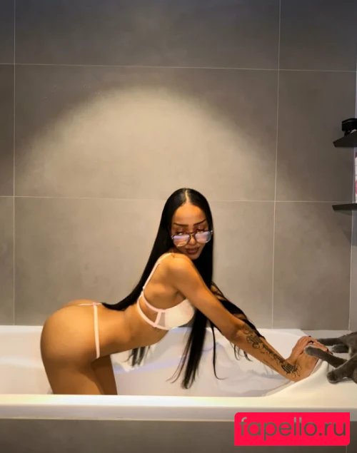 Alisha Kone Nude Onlyfans Photo 15